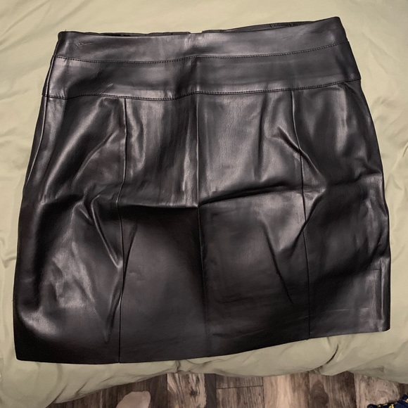 Express Dresses & Skirts - NWT Express leather skirt
